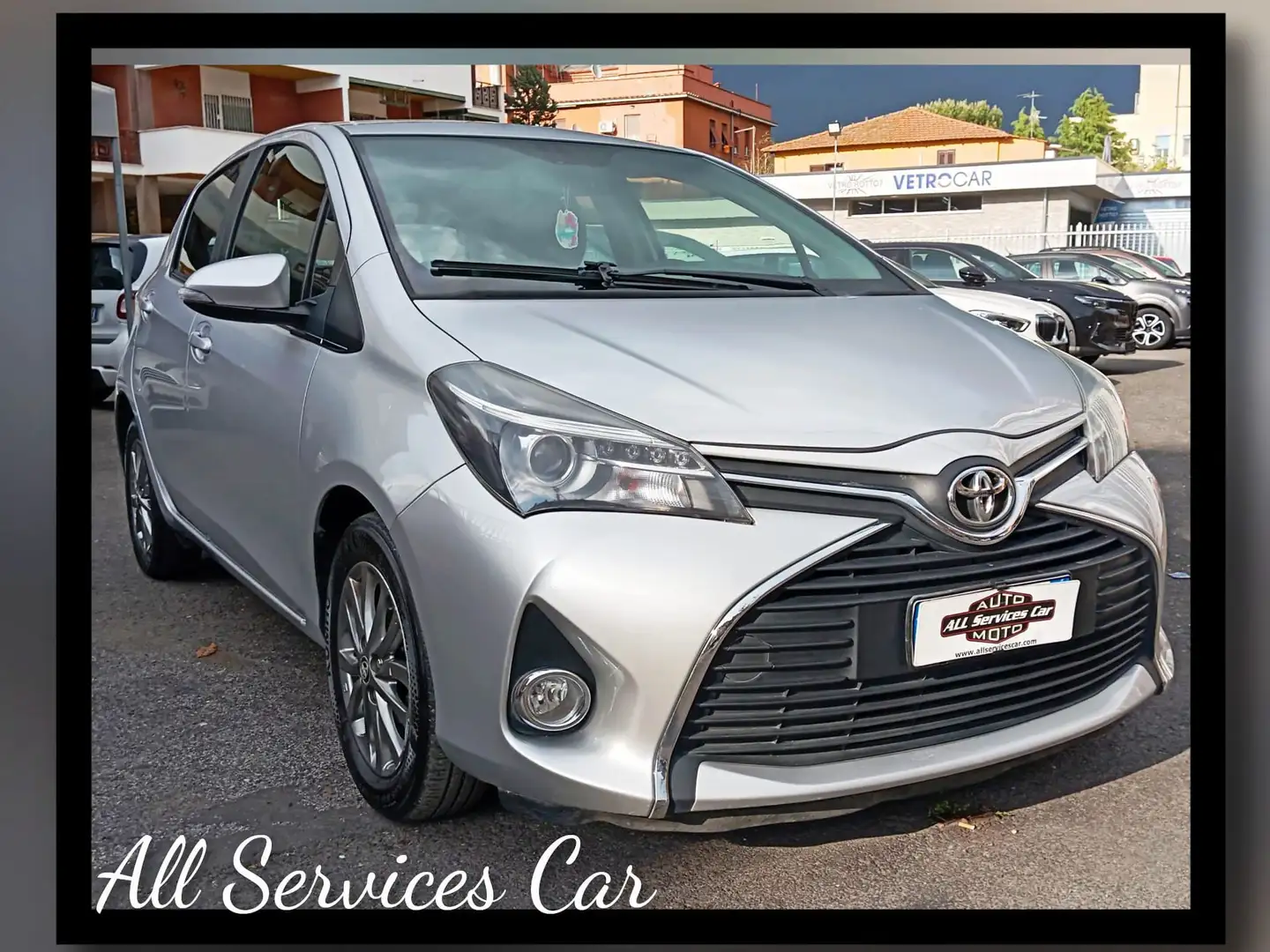 Toyota Yaris 5p 1.0 Lounge 69cv Gris - 1
