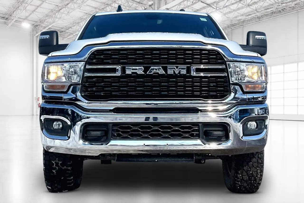 RAM 3500 снимка RAM 3500