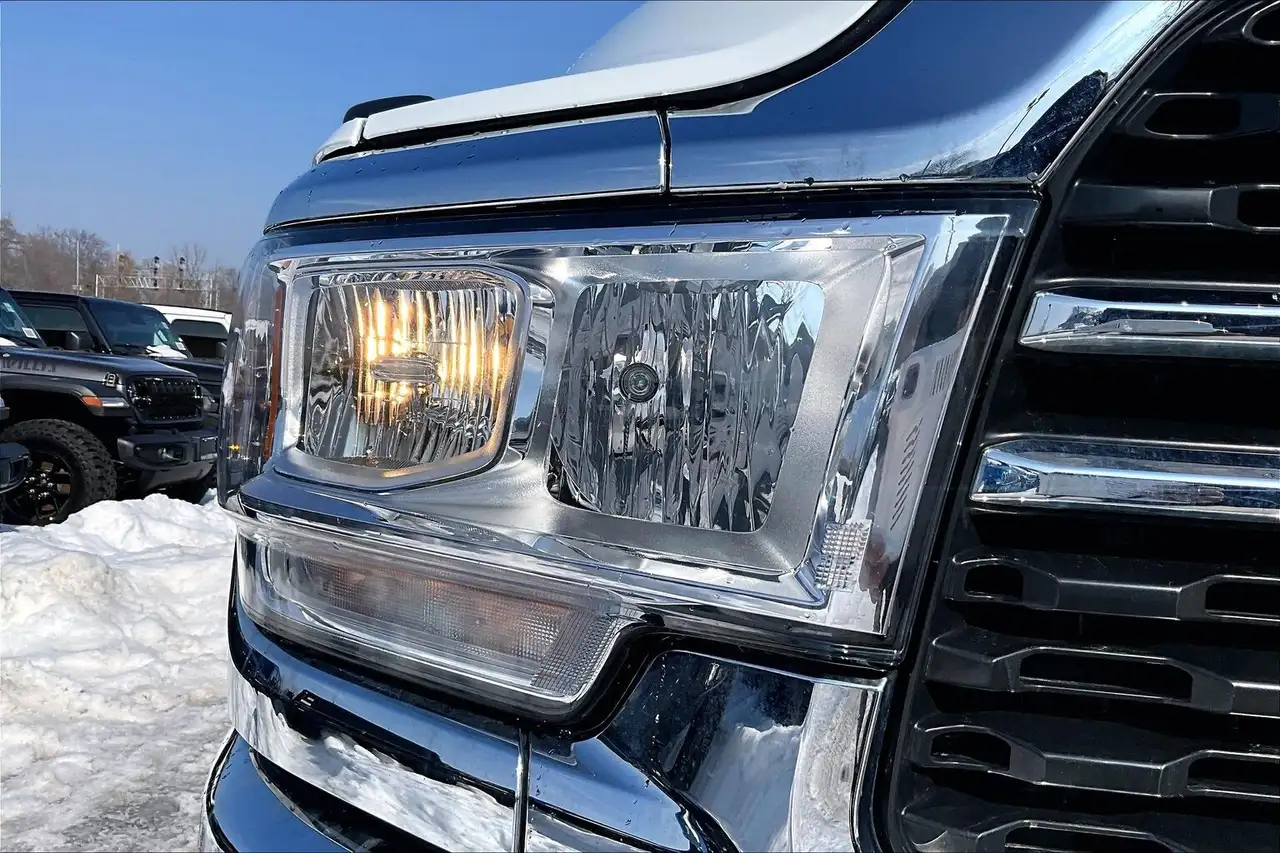 RAM 3500 снимка RAM 3500