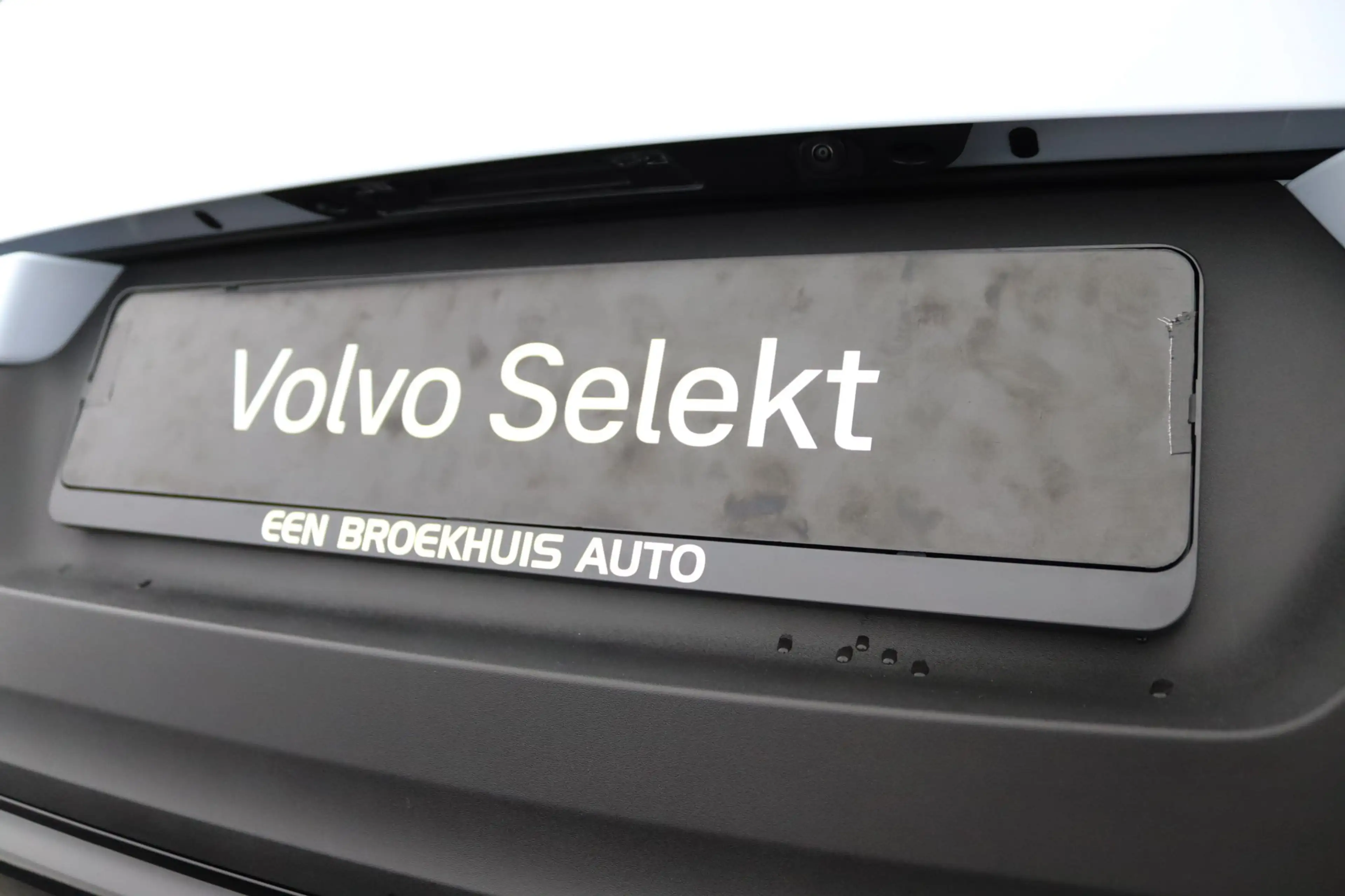 Volvo EX40 Single Motor Extended Range Plus Dark 82 kWh | Pan — photo 20