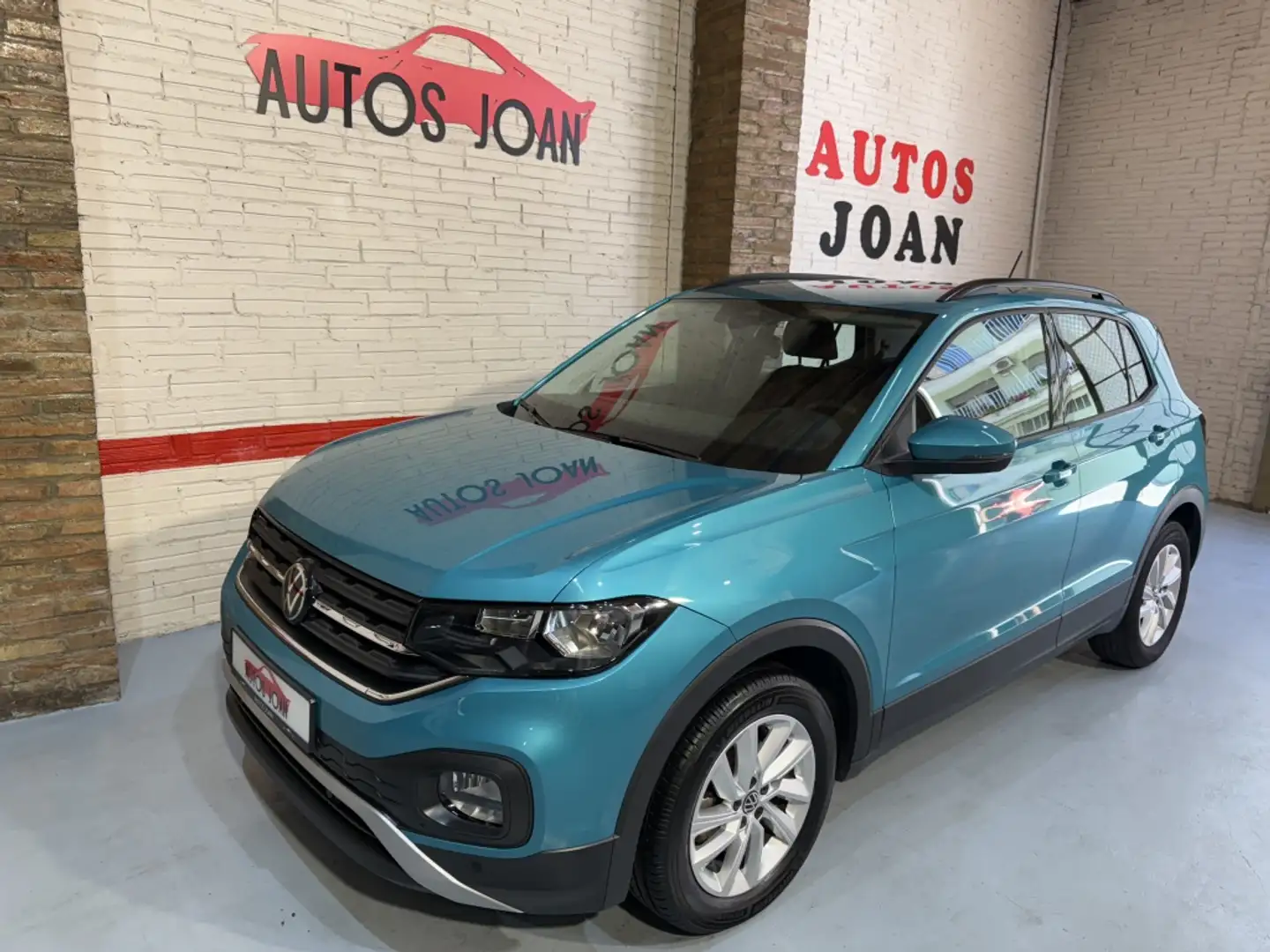 Volkswagen T-Cross 1.0 TSI Advance 81kW Azul - 1