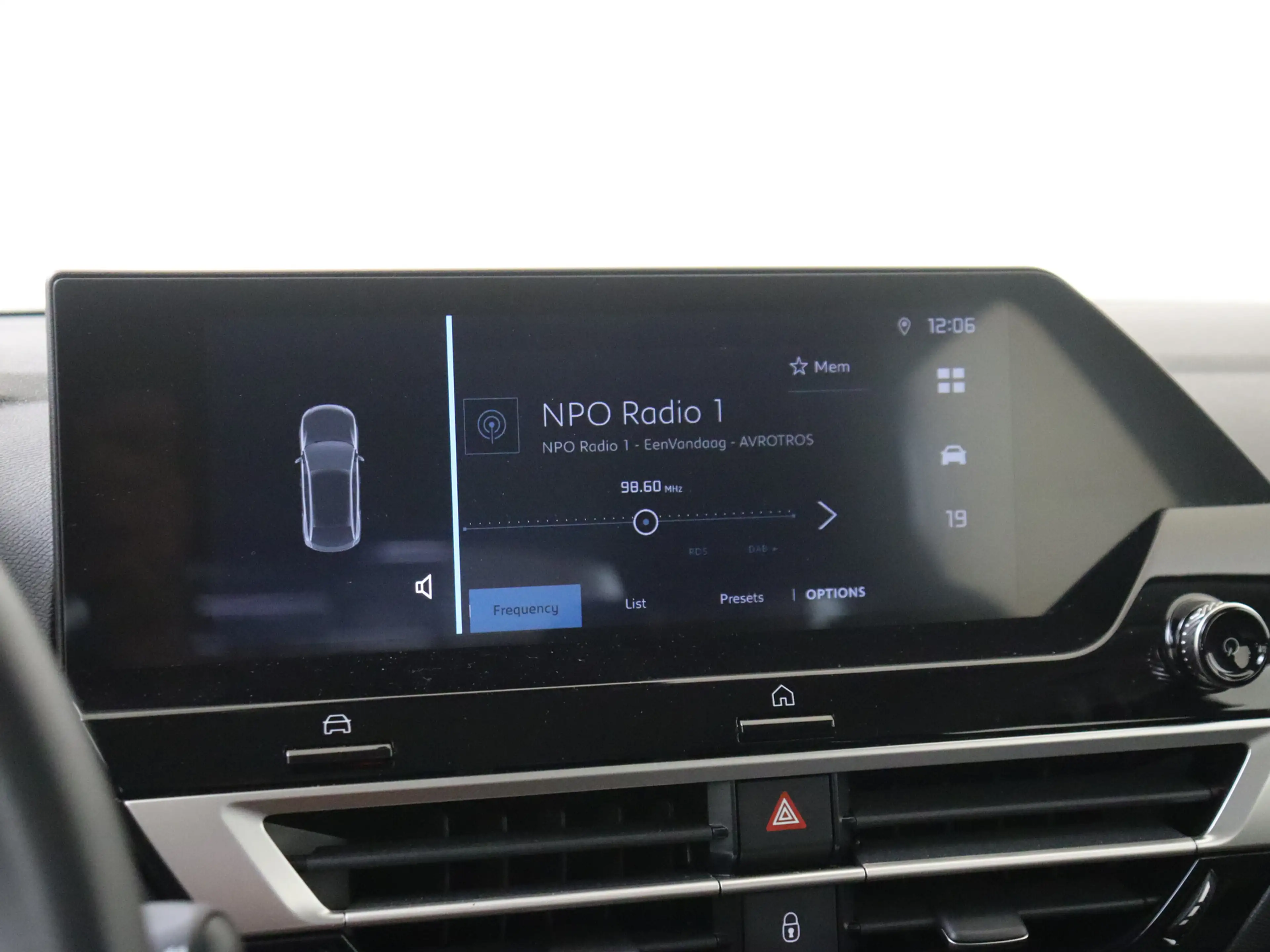 Citroen E-C4 Electric You 50 kWh — photo 14