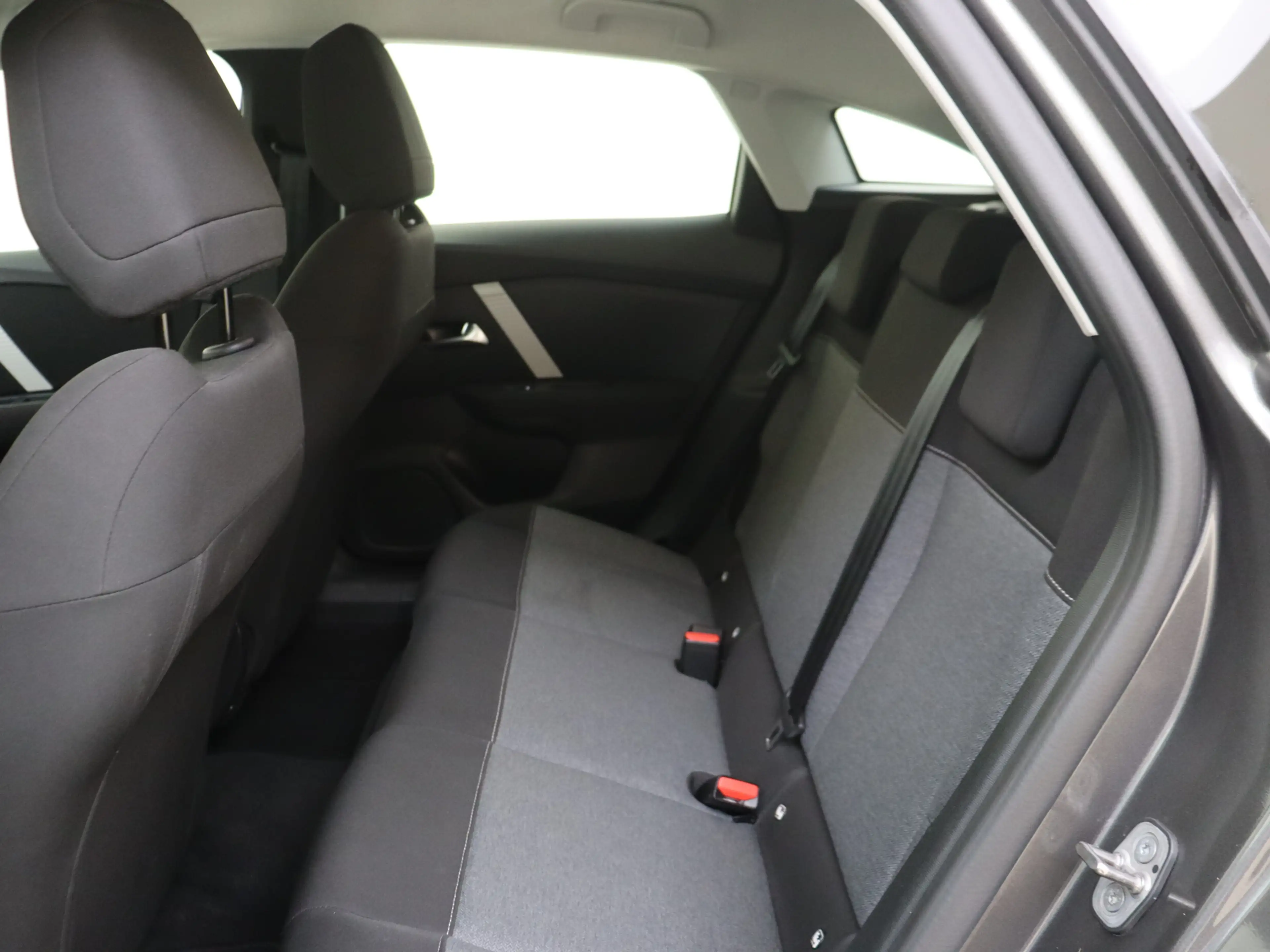 Citroen E-C4 Electric You 50 kWh — photo 12