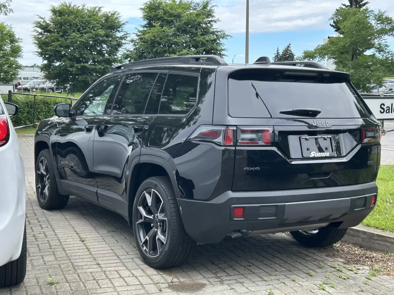 Jeep Cherokee снимка Jeep Cherokee
