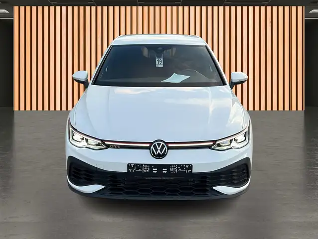 Volkswagen Golf view 22