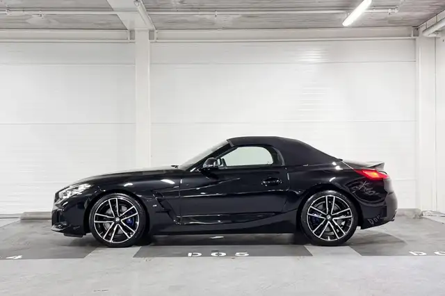 BMW Z4 view 3