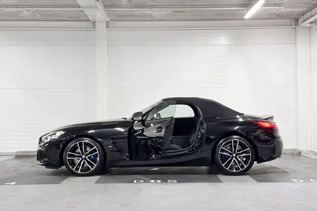 BMW Z4 view 4