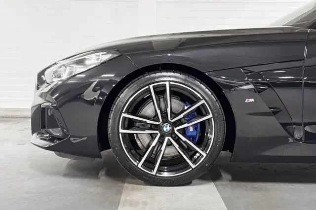 BMW Z4 view 7