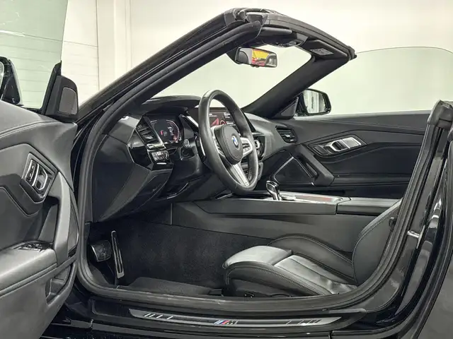 BMW Z4 view 14