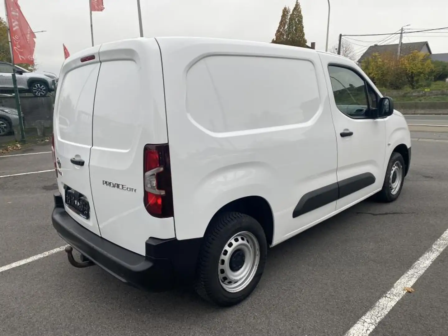 Toyota Proace City Van SWB 1.2L Petrol MT Active Blanc - 2