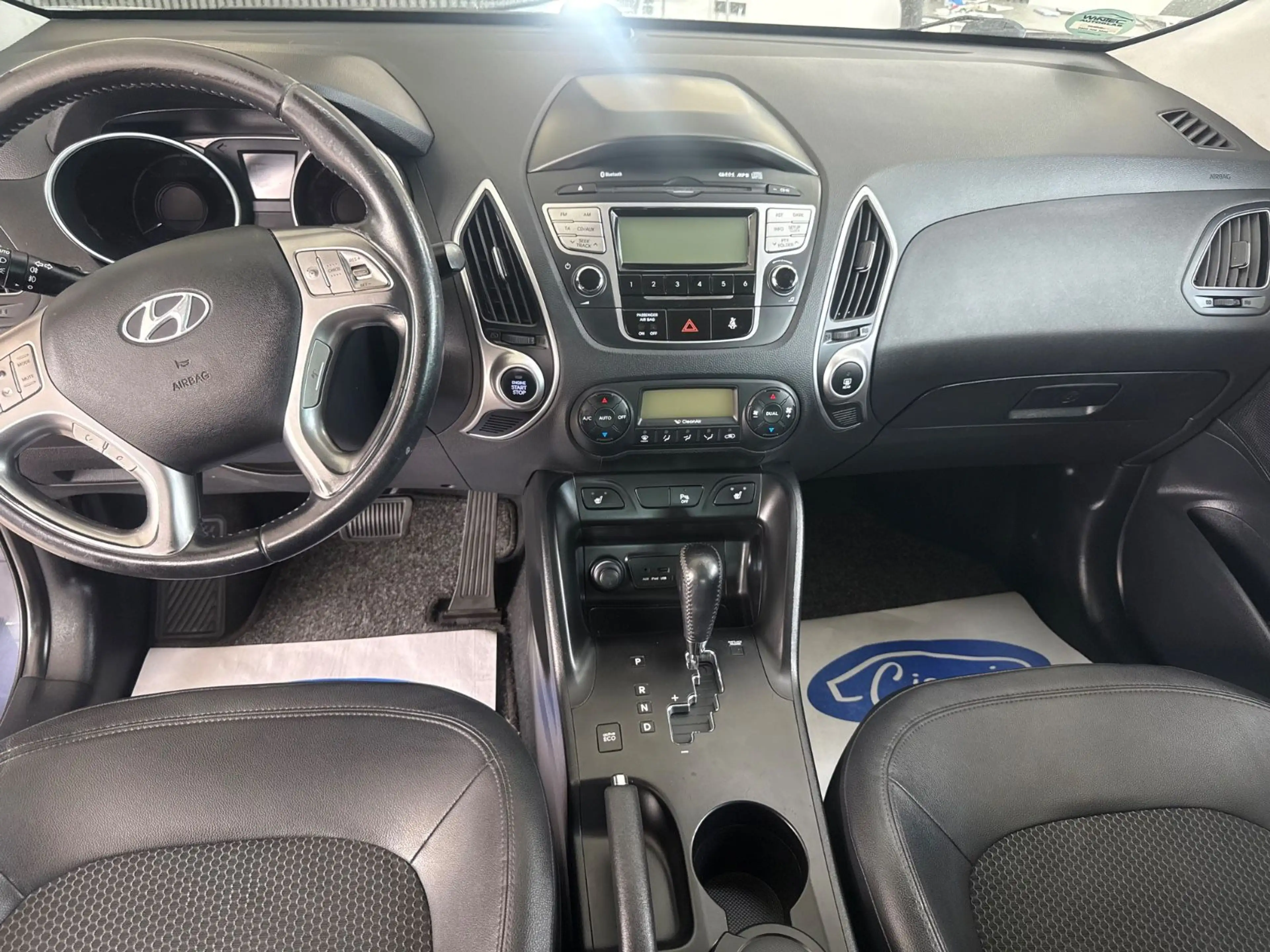 Hyundai iX35 Style 4x4** AUTOMATIK ** TüV NEU ** — photo 11