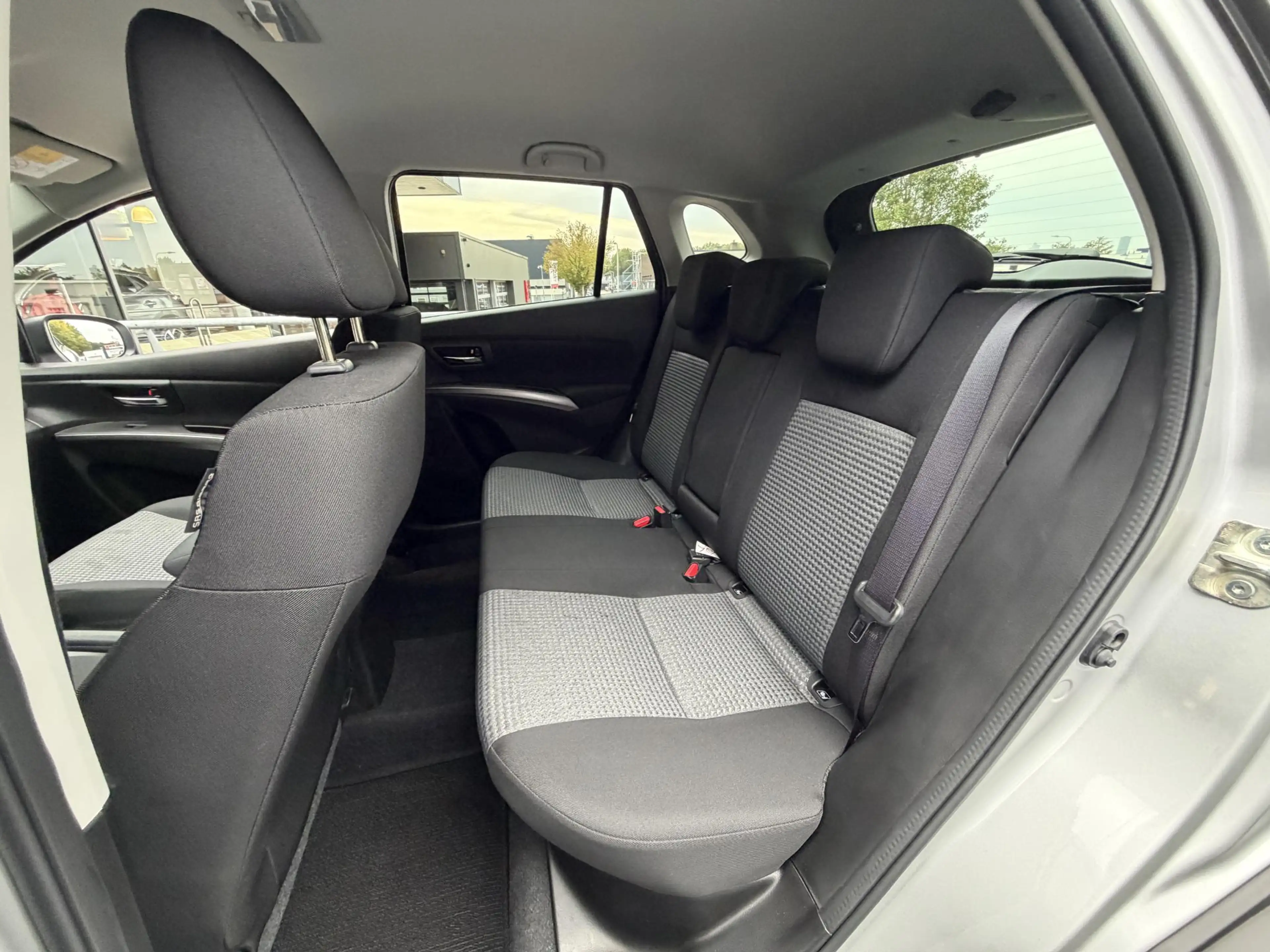 Suzuki S-Cross 1.4 Boosterjet Select Smart Hybrid 110PK | Navigat — photo 8