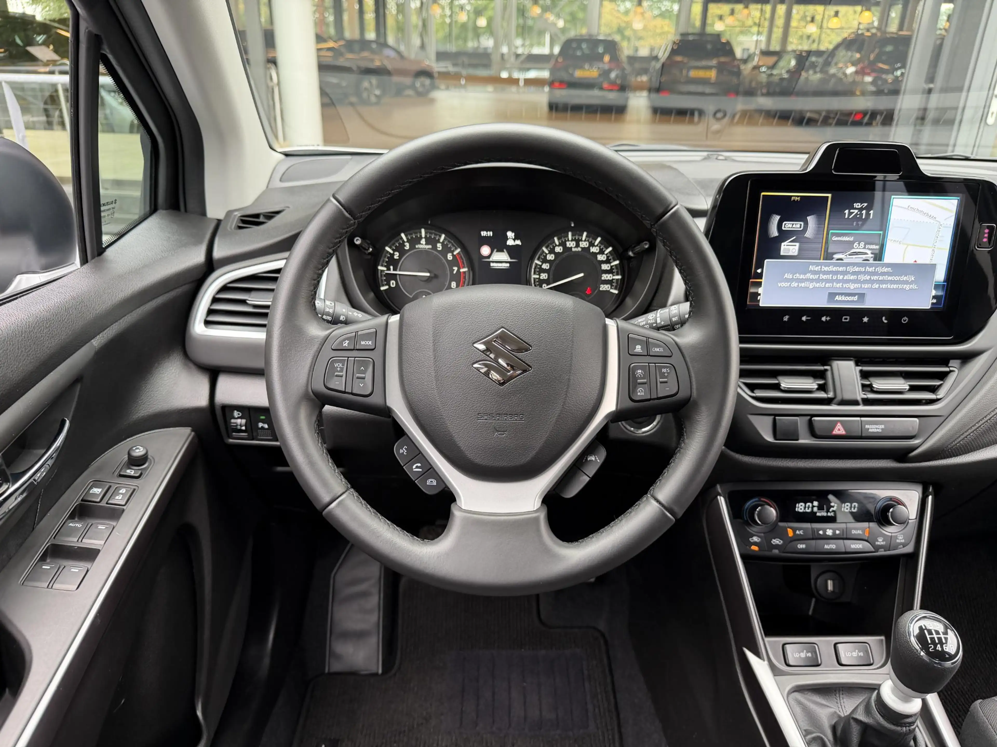 Suzuki S-Cross 1.4 Boosterjet Select Smart Hybrid 110PK | Navigat — photo 32