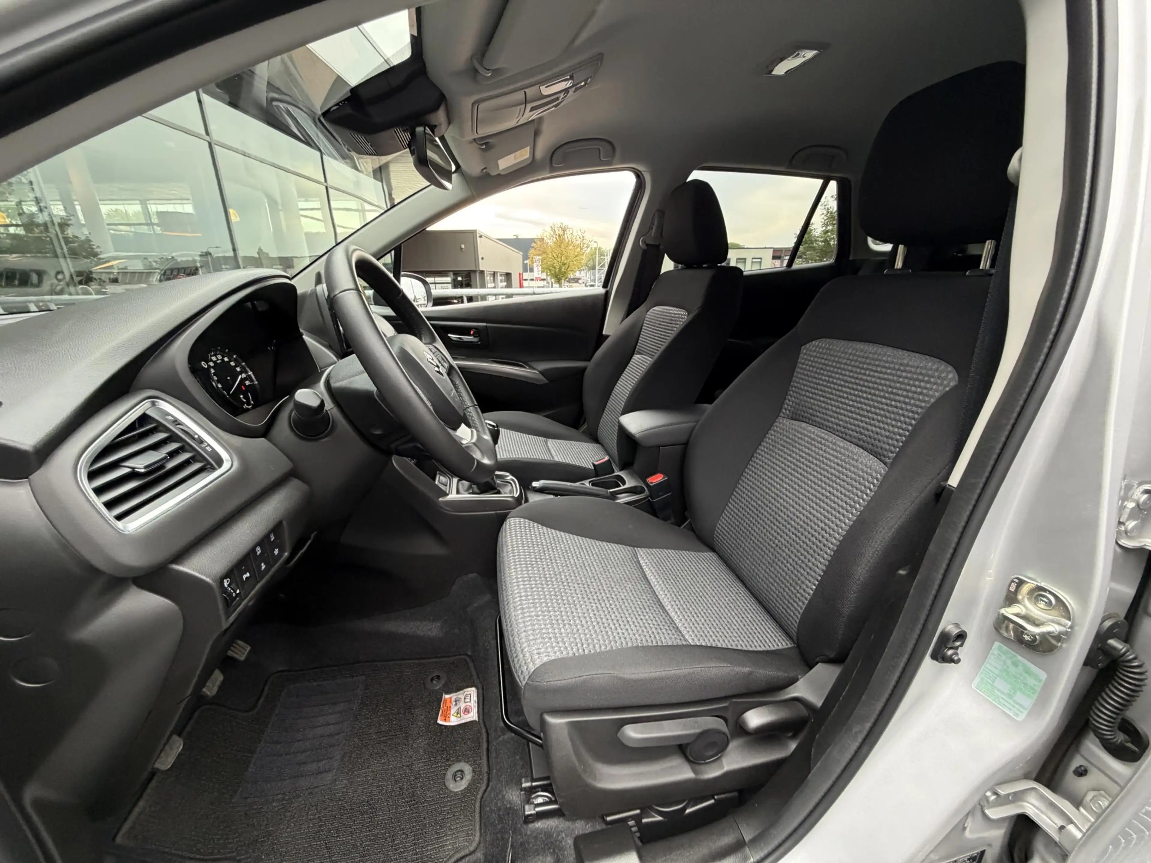 Suzuki S-Cross 1.4 Boosterjet Select Smart Hybrid 110PK | Navigat — photo 7