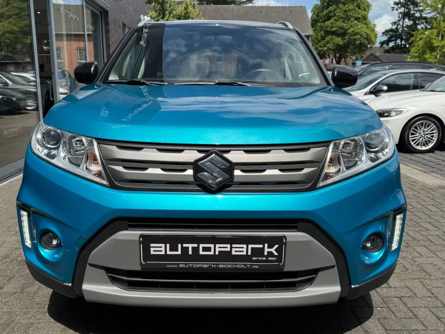 Suzuki Vitara 1.6 Club 4x2 1 HAND Kamera*NAVI*Klimaaut. Bleu - 2