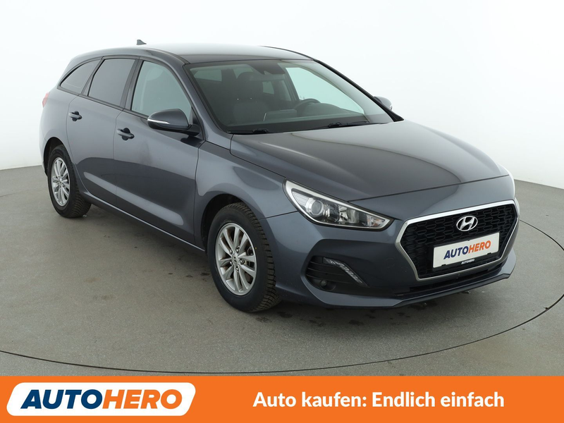 Hyundai i30 1.4 MPI Trend *NAVI*TEMPO*CAM*PDC*SHZ* — photo 8