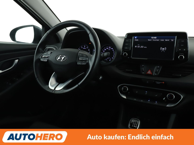Hyundai i30 1.4 MPI Trend *NAVI*TEMPO*CAM*PDC*SHZ* — photo 13