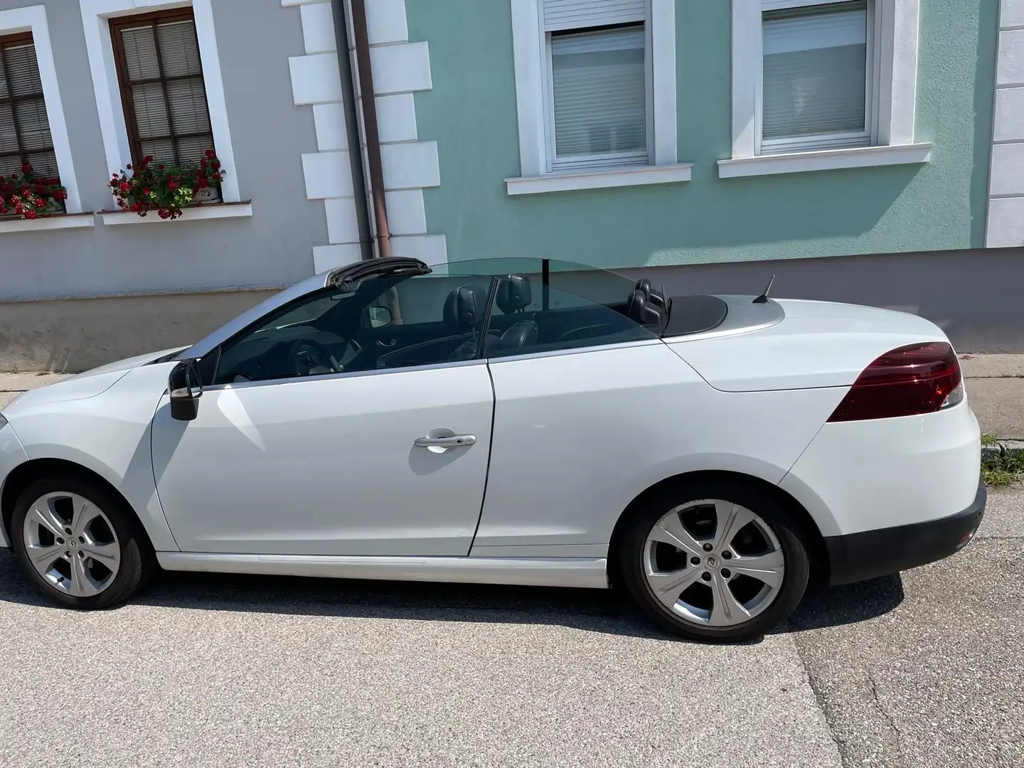 Renault Megane Mégane Dynamique 1,6 16V 110 Hi-Flex - 1