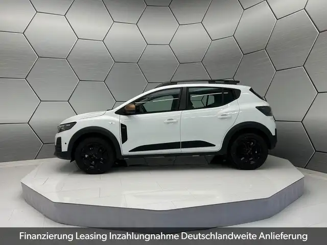 Dacia Sandero view 2