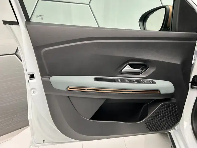 Dacia Sandero view 13