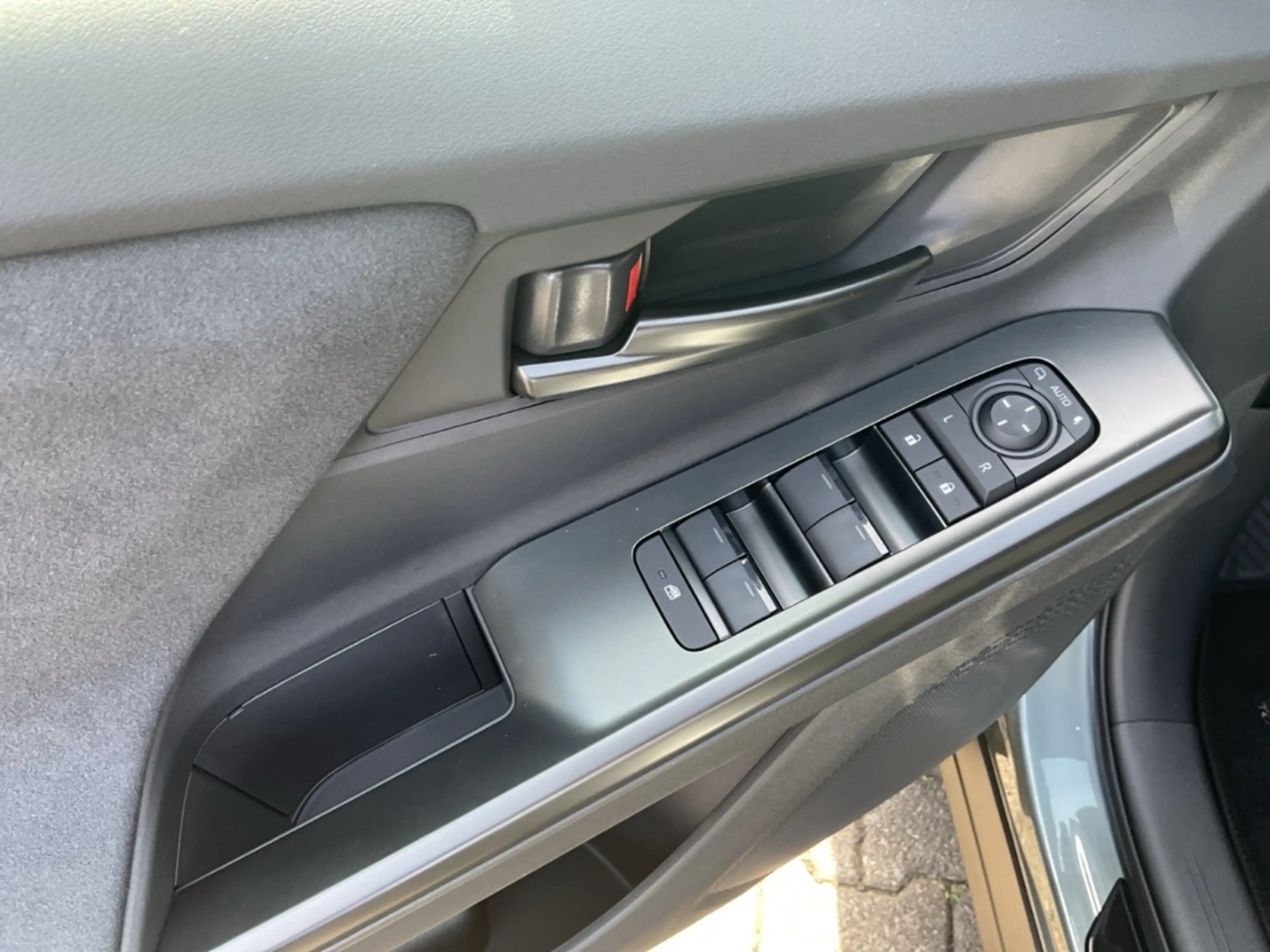 Toyota C-HR+ Teamplayer ACC LED Navi Kamera PDC DAB SHZ — photo 15