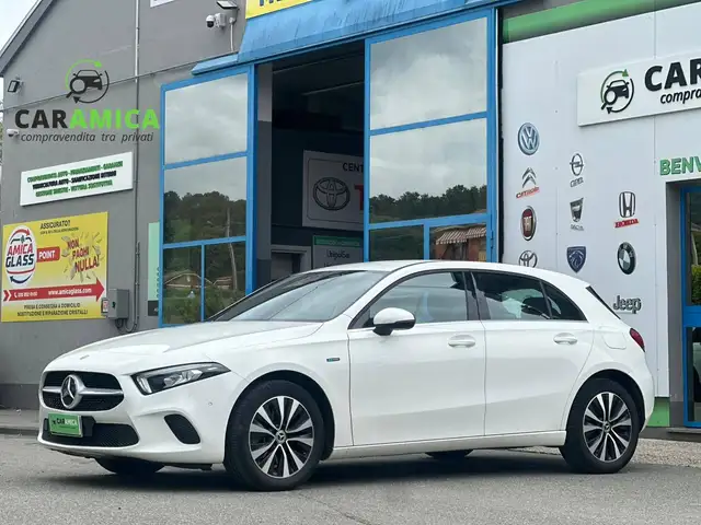 Mercedes-Benz A 250 A 250 e Automatic EQ-Power Business Extra