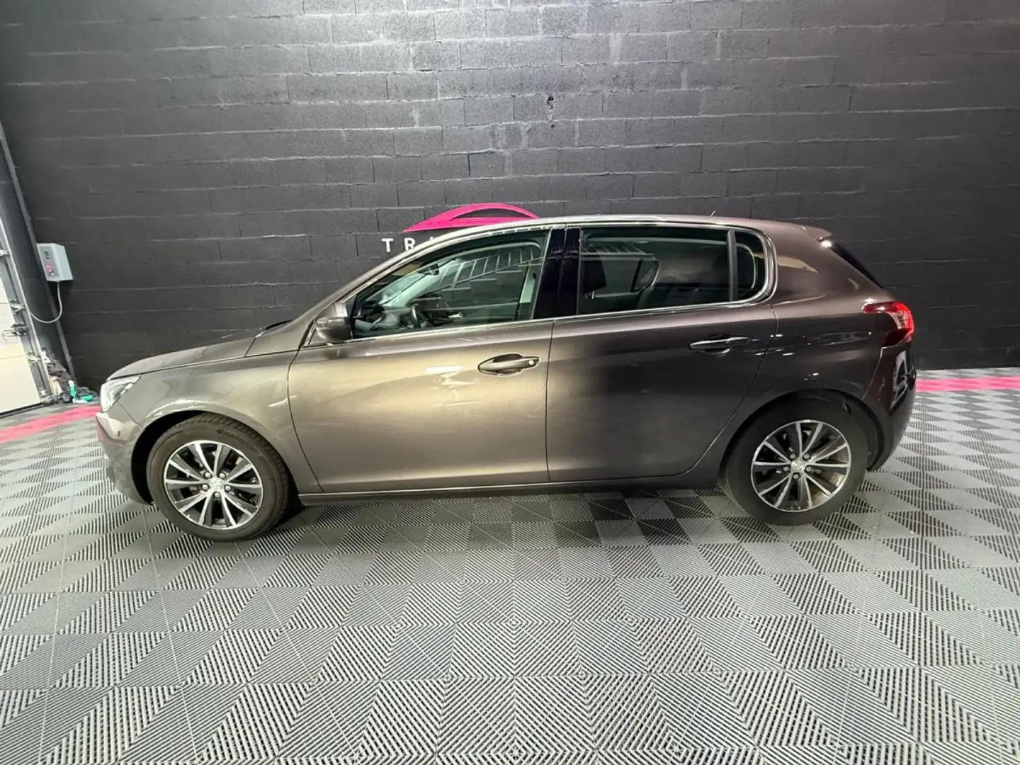 Peugeot 308 1.2 e-THP 130 ch BVM6 Allure *** DISTRIBUTION FAITE *** - 2