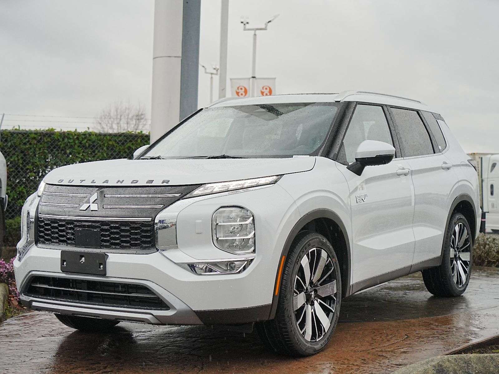 2026 Mitsubishi Outlander PHEV