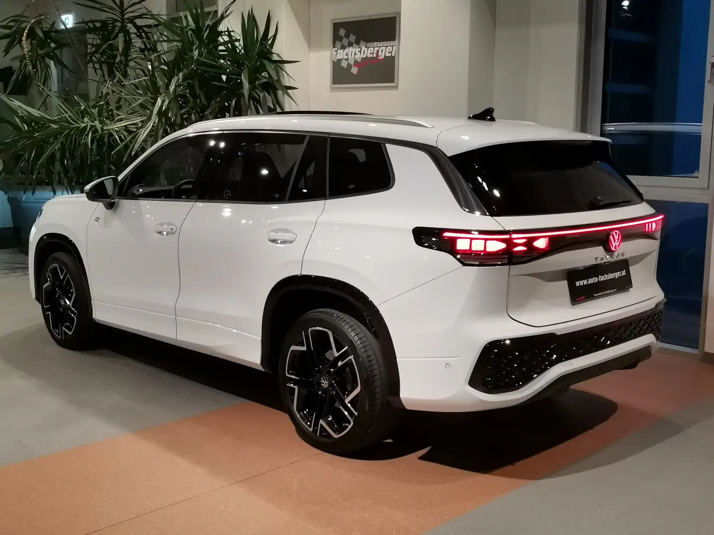 Volkswagen Tayron 2.0 TDI 4Motion "Sport" DSG Pano*STHZ*R-Line*H/K* Blanc - 2