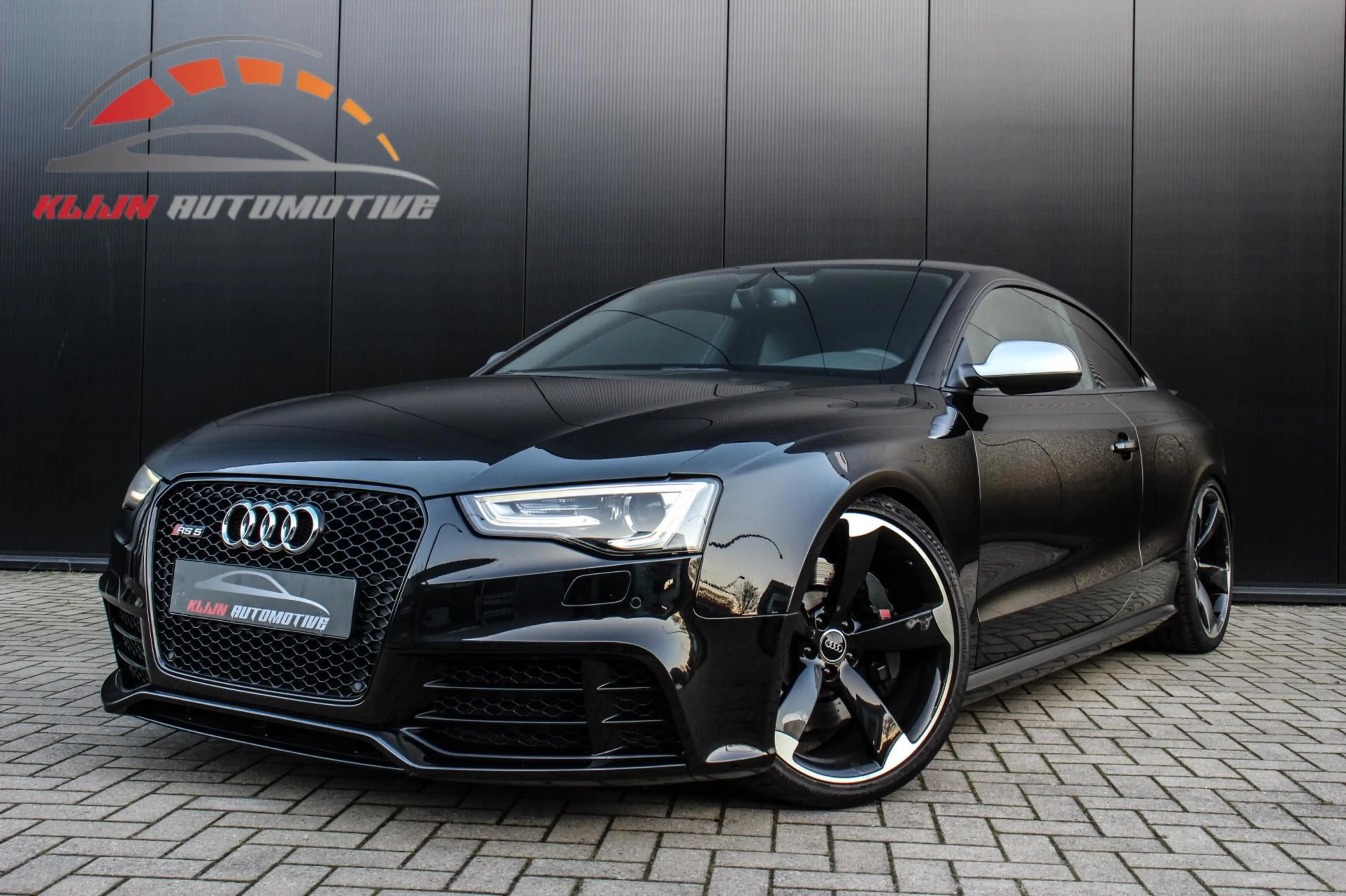 Audi RS5 A5 Coupé 4.2 FSI quattro, Akrapovic, In nieuwstaat