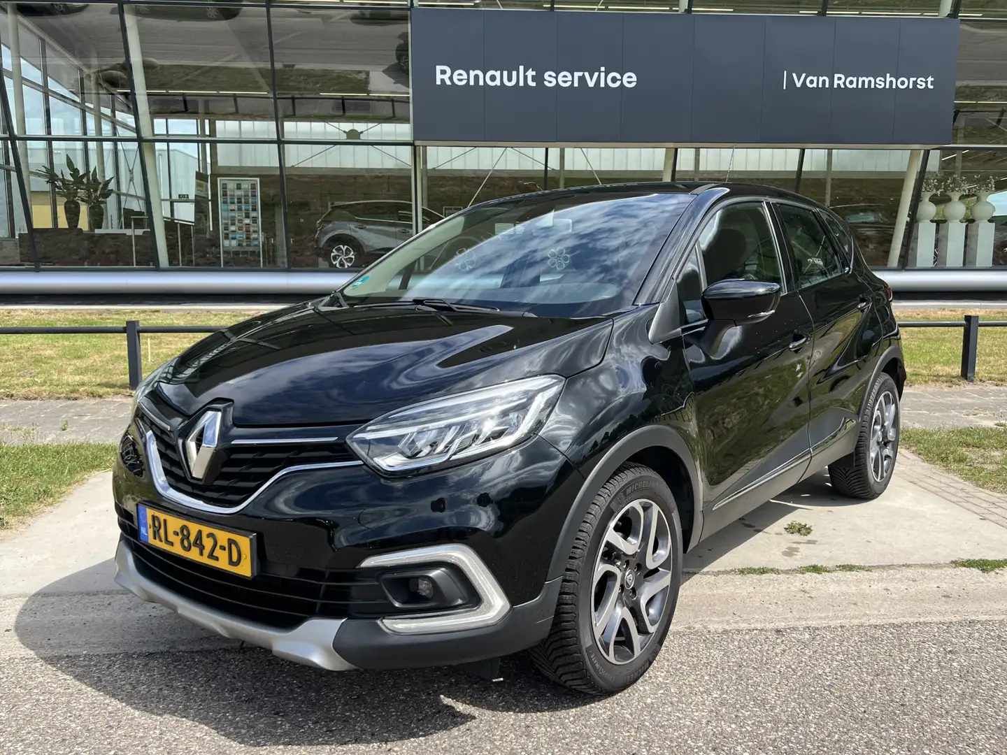 Renault Captur 0.9 TCe Intens / Trekhaak / Keyless / Climate / Pa Zwart - 1