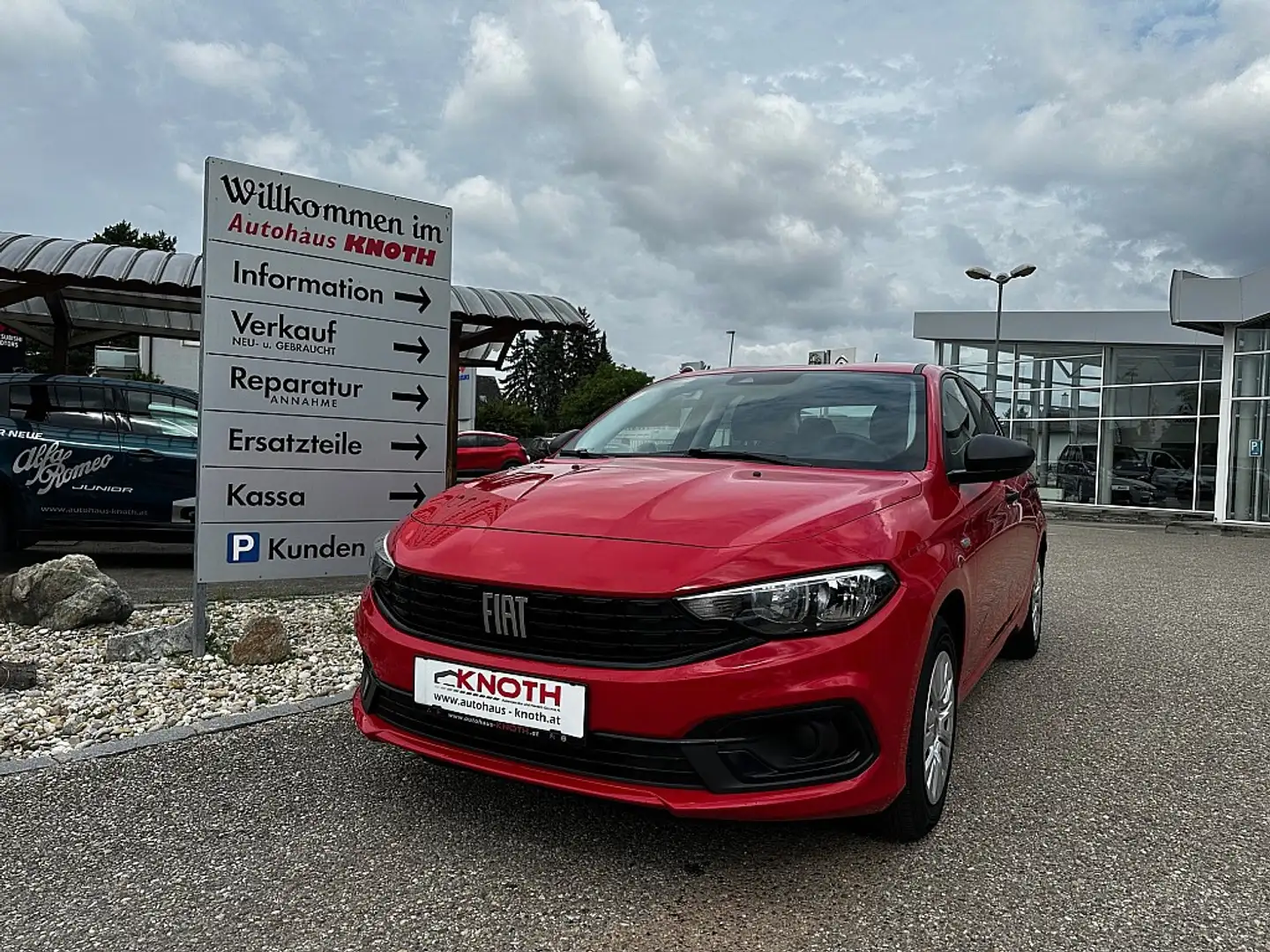 Fiat Tipo FireFly Turbo 100 Rot - 1