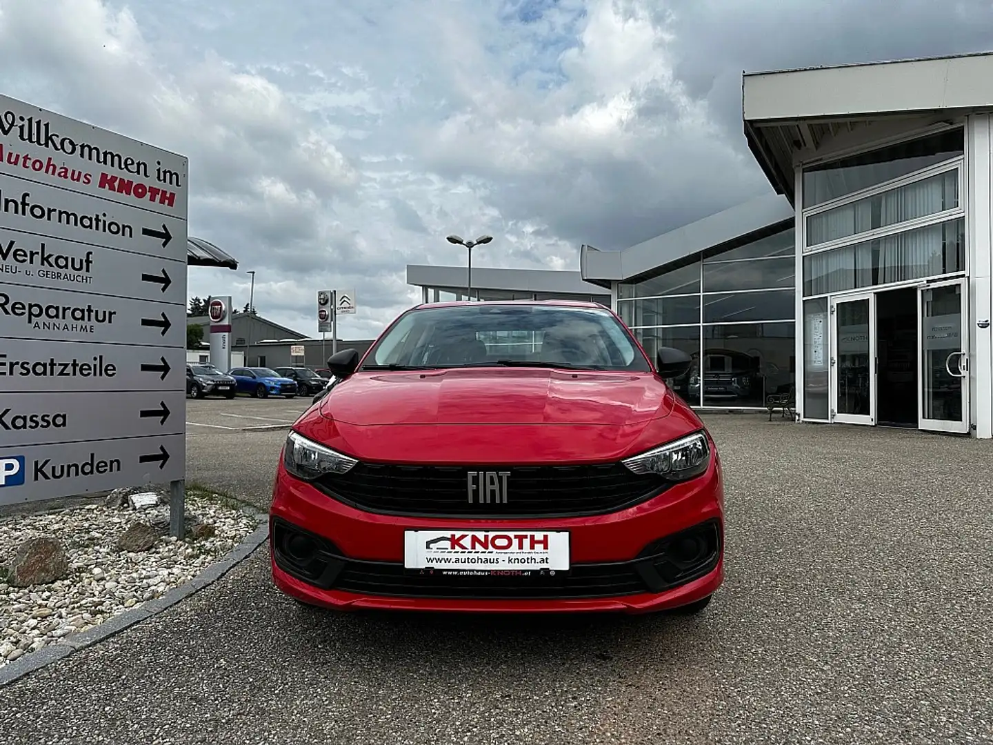 Fiat Tipo FireFly Turbo 100 Rot - 2