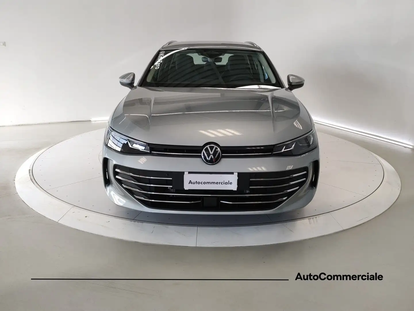 Volkswagen Passat 1.5 eTSI 150 CV ACT DSG Business Grigio - 2