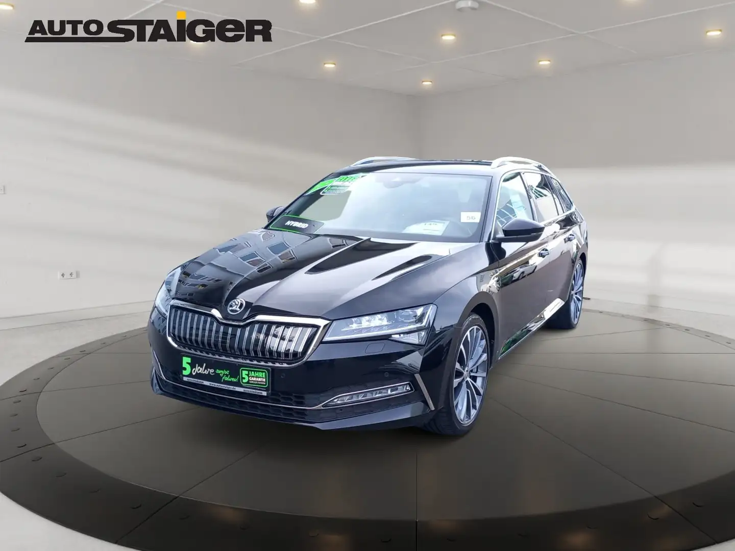 Skoda Superb Combi 1.4 TSI L&K iV Leder, Navi, PDC, SHZ Zwart - 2