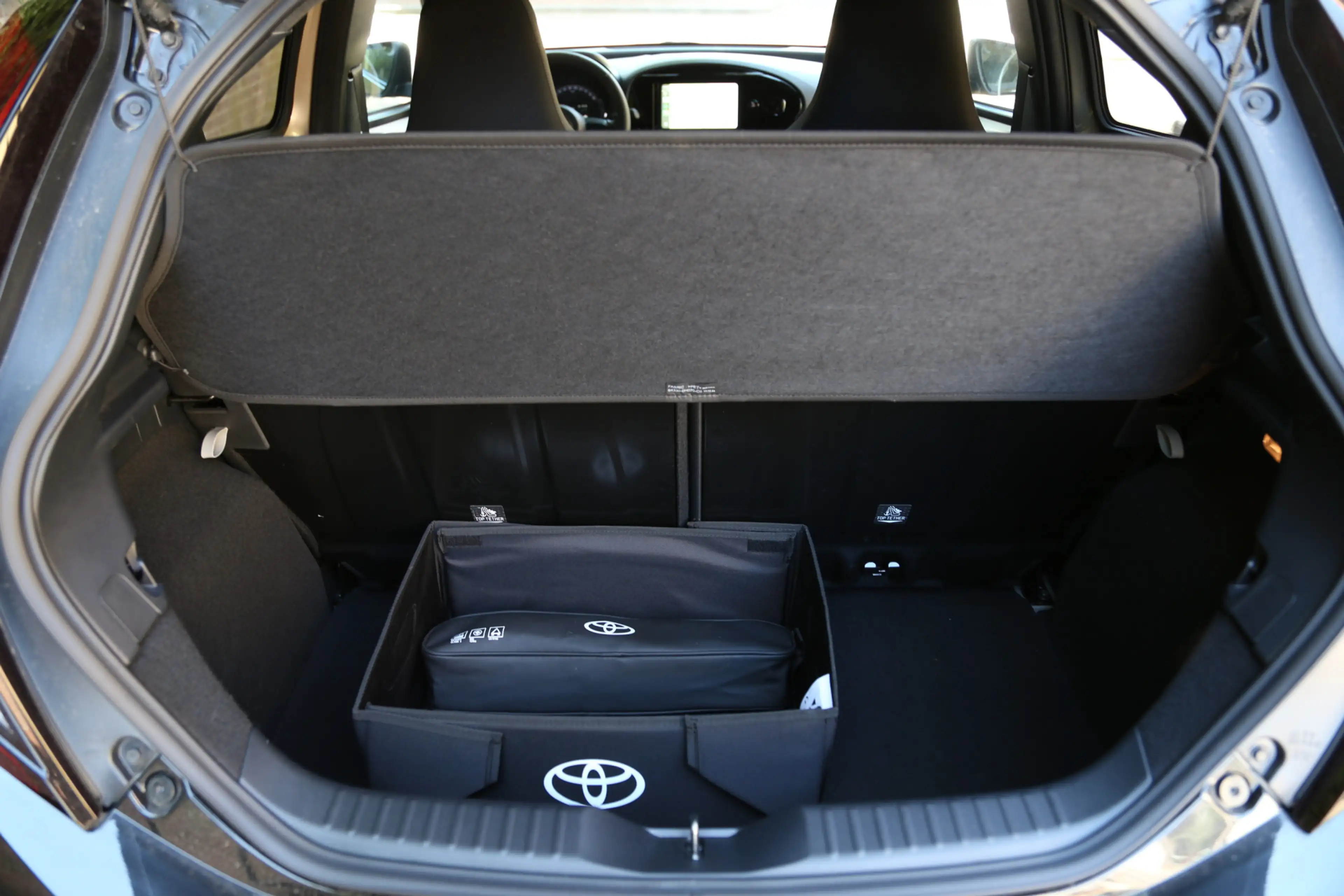 Toyota Aygo X 1.0 VVT-i MT Pulse Bi-Tone Navi Camera ACC — photo 13