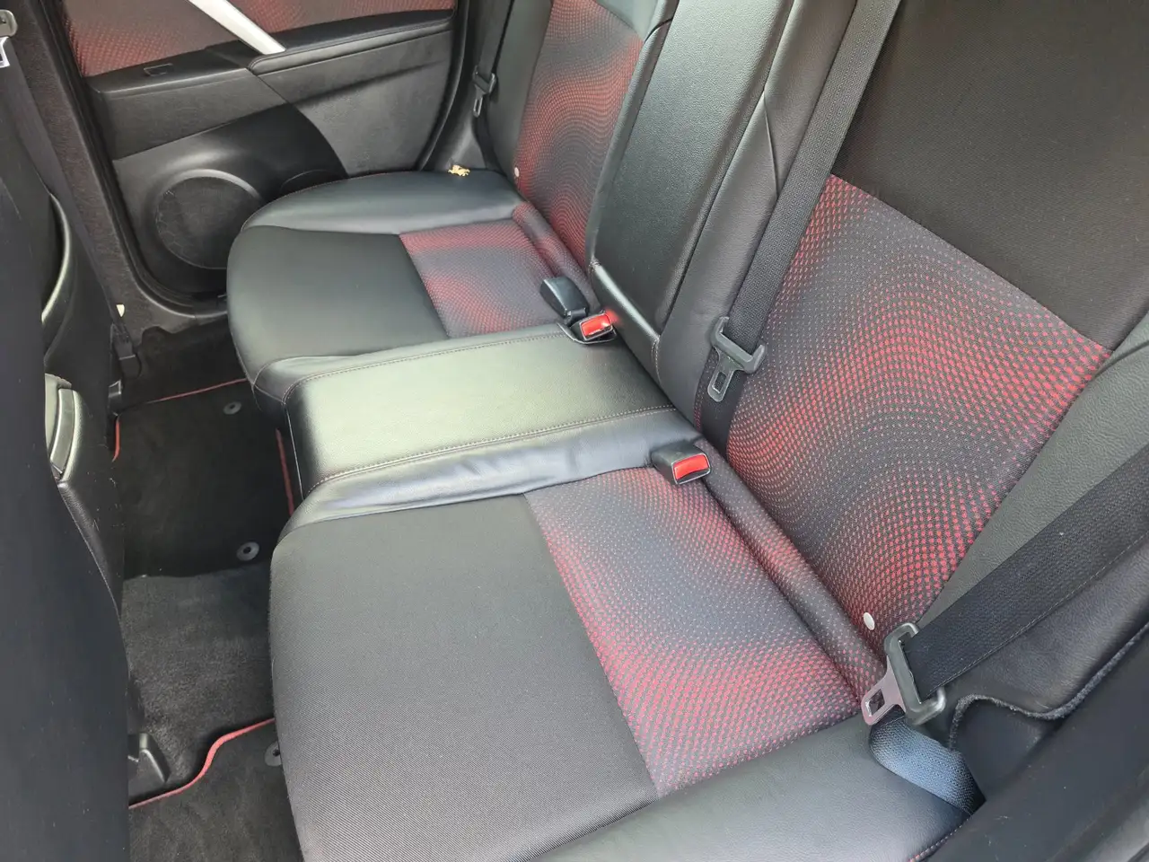 MAZDA 3 MPS 2.3 DISI TURBO 260ch - BI-XÉNON ADAPTATIFS - DÉMARRAGE SANS CLÉ - SIÈGES CHAUFFANTS - GPS