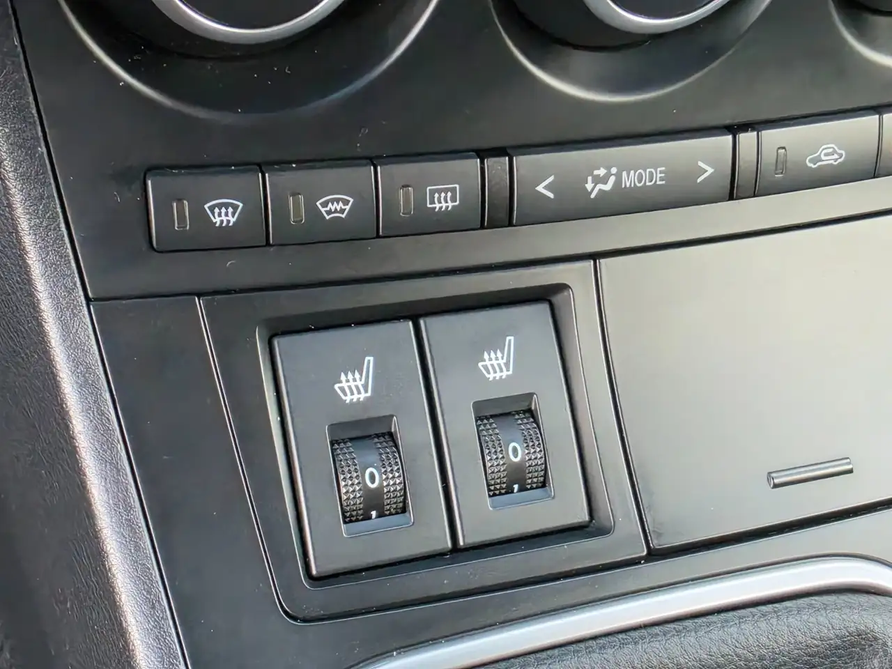 MAZDA 3 MPS 2.3 DISI TURBO 260ch - BI-XÉNON ADAPTATIFS - DÉMARRAGE SANS CLÉ - SIÈGES CHAUFFANTS - GPS