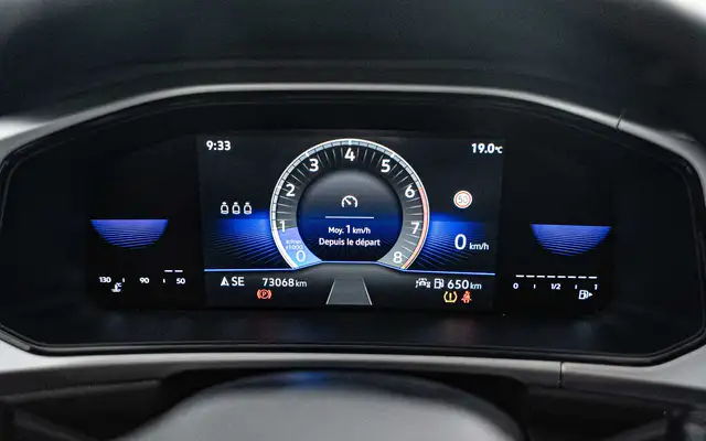 Volkswagen T-Roc view 28