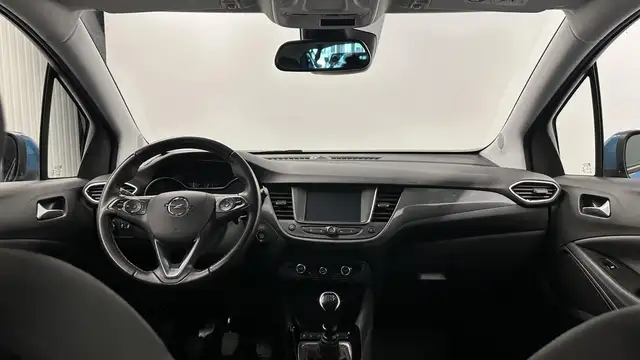 Opel Crossland view 2