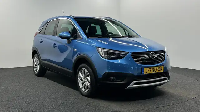 Opel Crossland view 3
