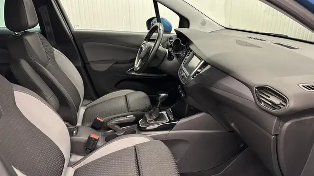 Opel Crossland view 14