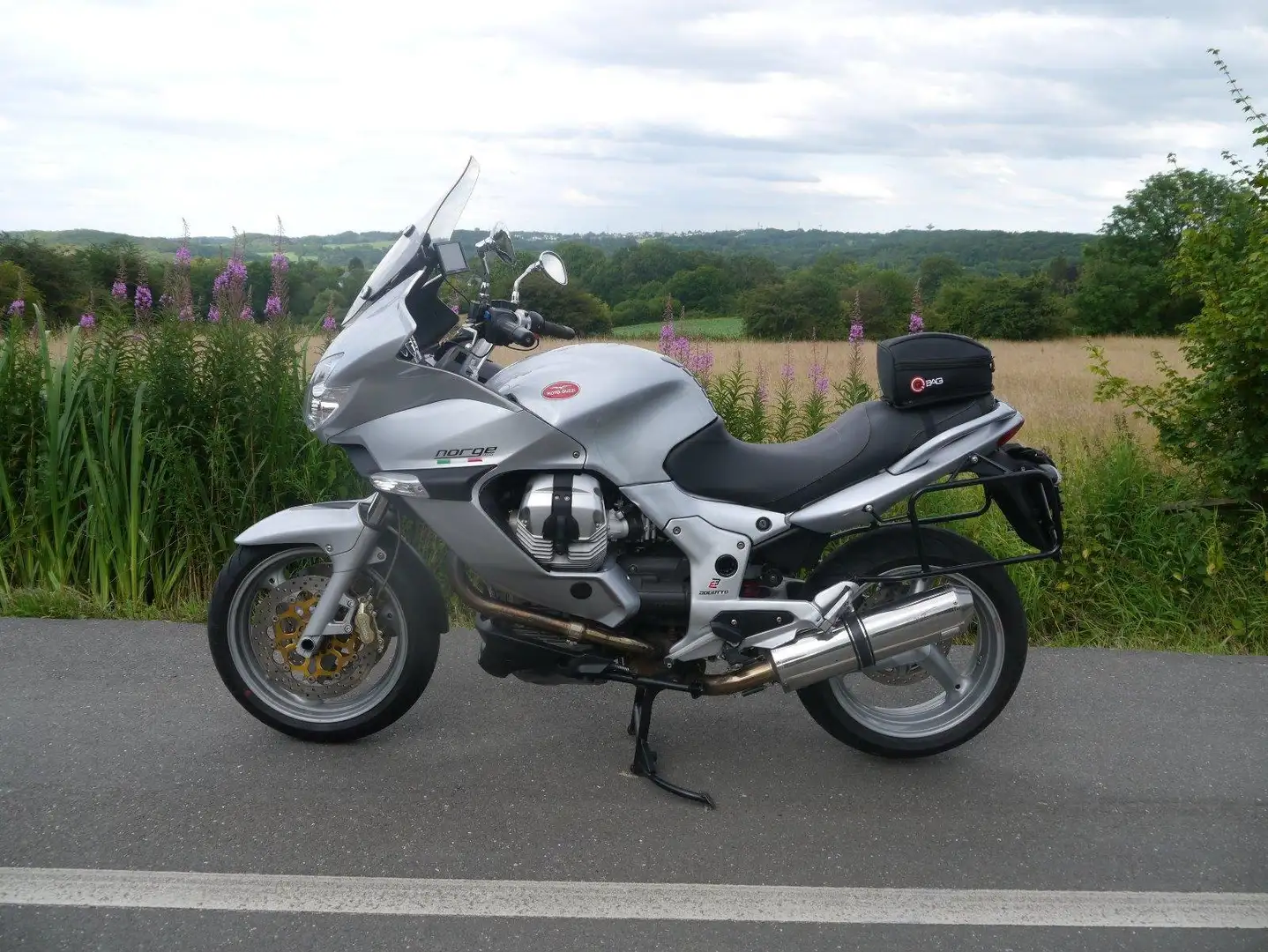 Moto Guzzi Norge 850 Argento - 1