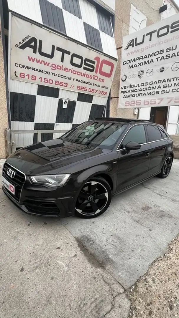Audi A3 Sportback 2.0TDI Sport Ed. Q. S-T 135kW Braun - 1