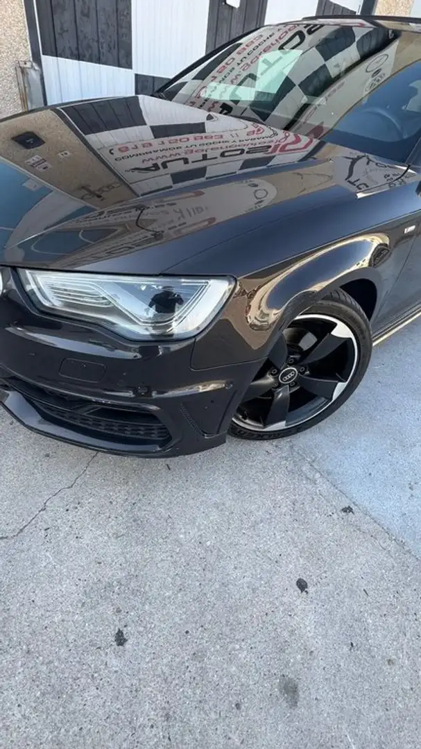 Audi A3 Sportback 2.0TDI Sport Ed. Q. S-T 135kW Brun - 2