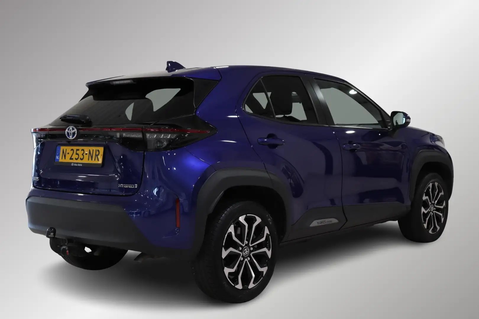 Toyota Yaris Cross 1.5 Hybrid First Edition, Afneembare Trekhaak, Cam Blauw - 2