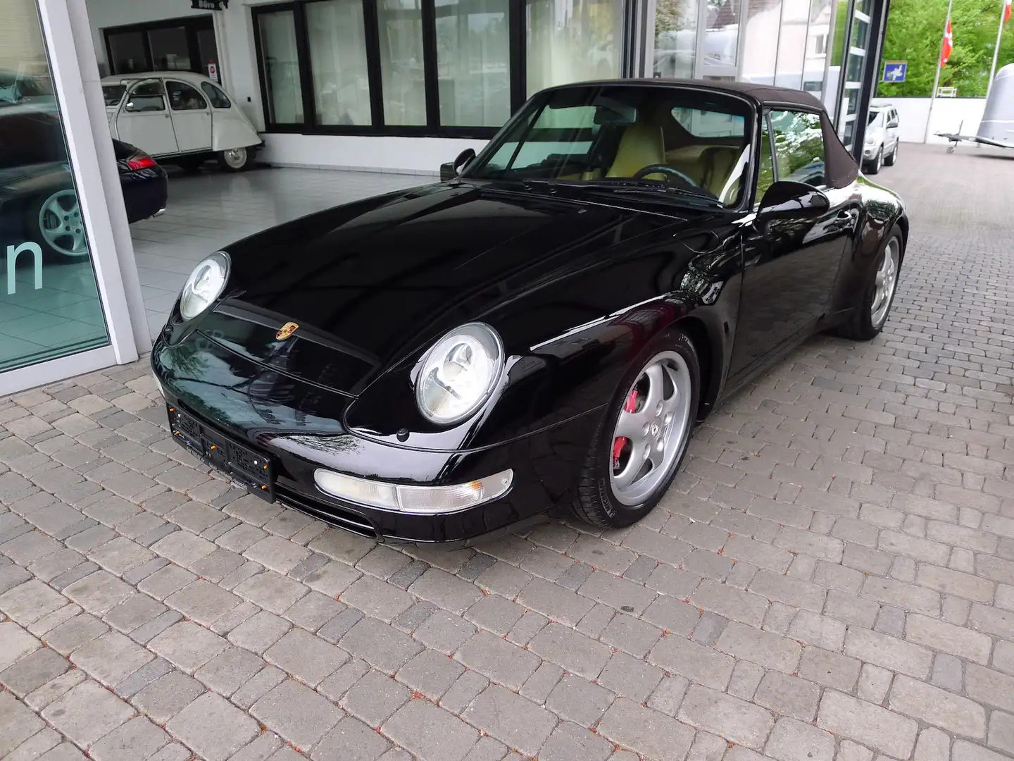 Porsche 993 Cabrio Tiptronic 45.000km Zwart - 2