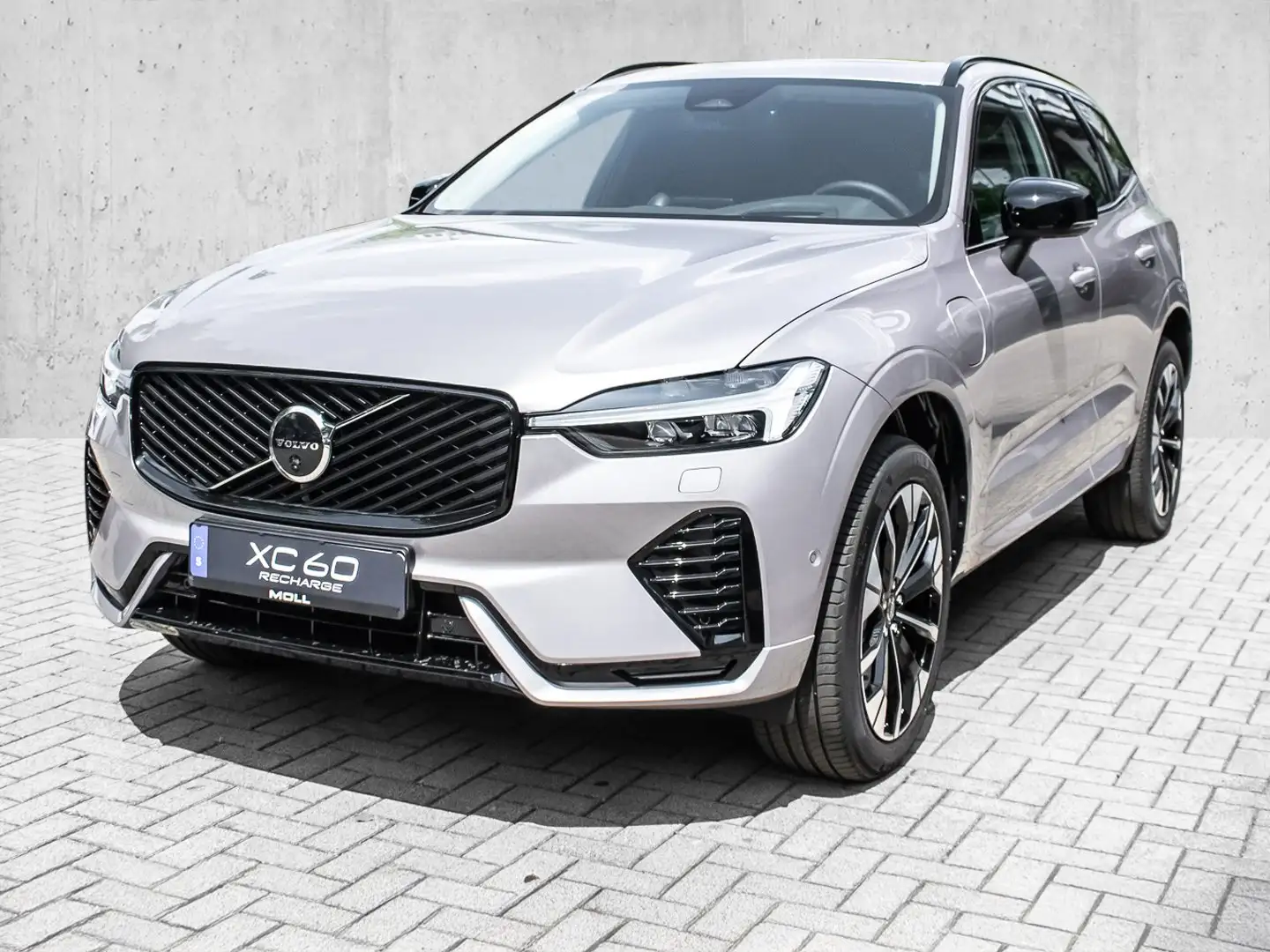 Volvo XC60 T8 Twin Engine Ultra Dark Recharge LM Silber - 2