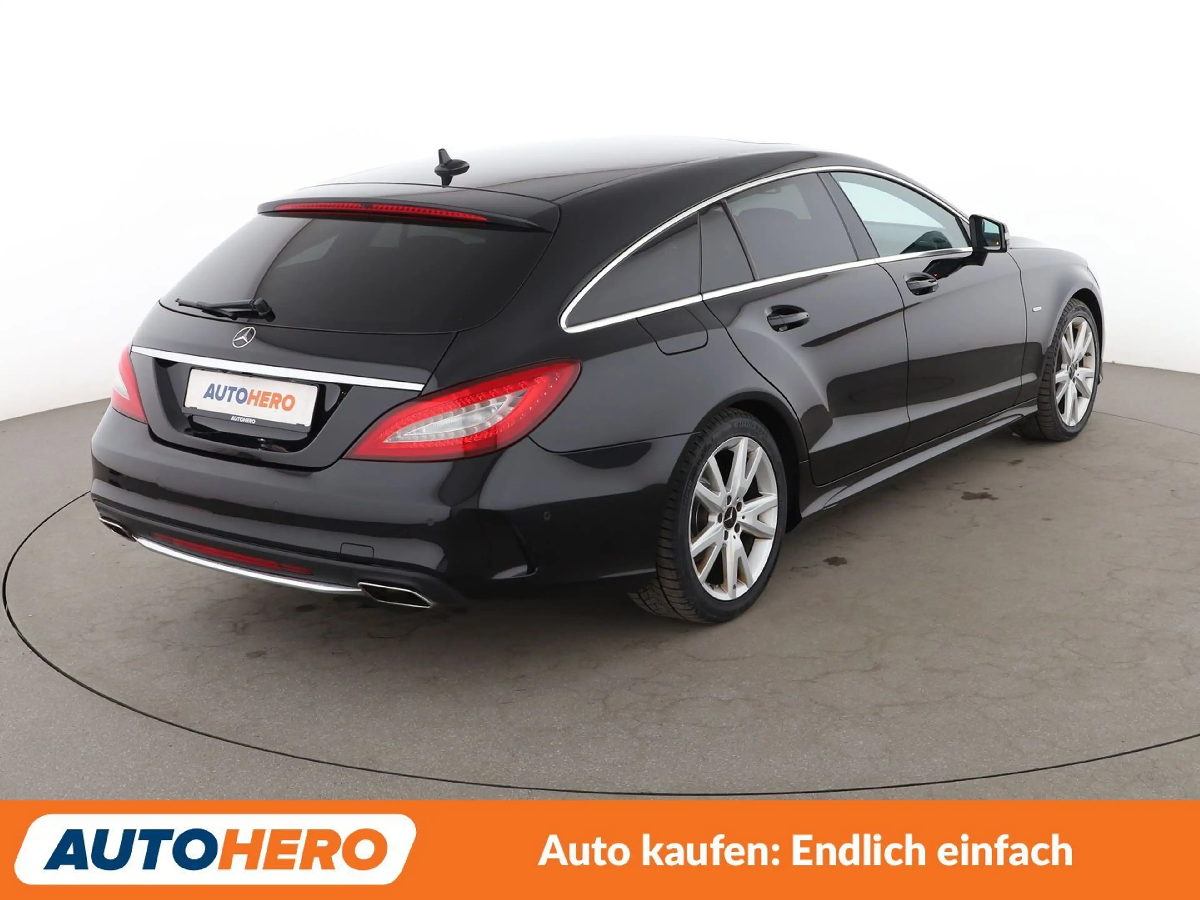 Mercedes-Benz CLS 250 CLS 250 d Shooting Brake 4Matic BlueTEC Aut.*LED* — photo 6