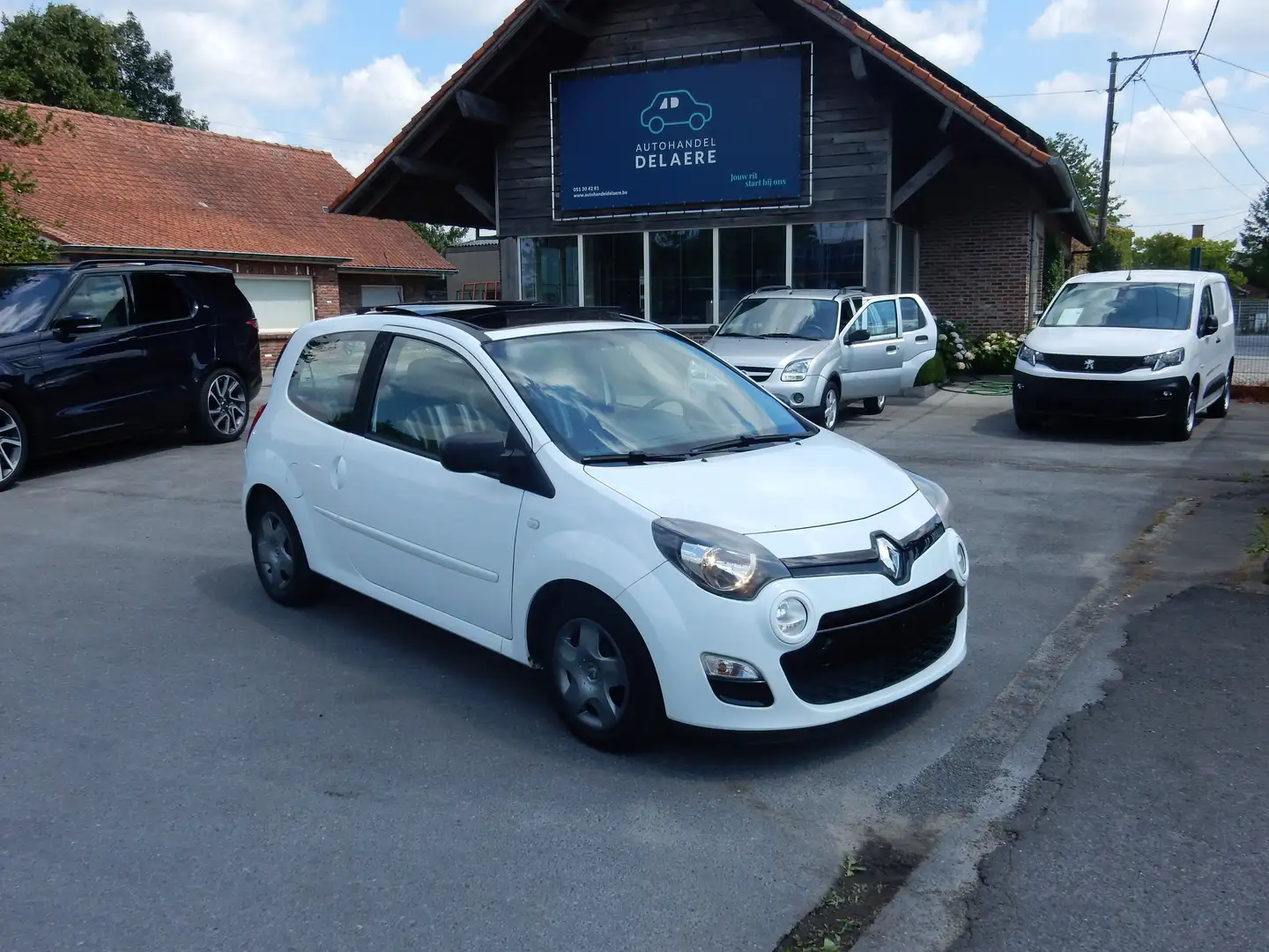 Renault Twingo 1.2 75pk Night panoramadak 106000km Blanc - 1
